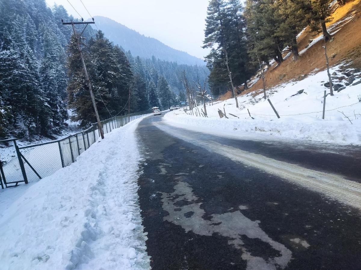 Dreamland Cottage Pahalgam Exterior photo