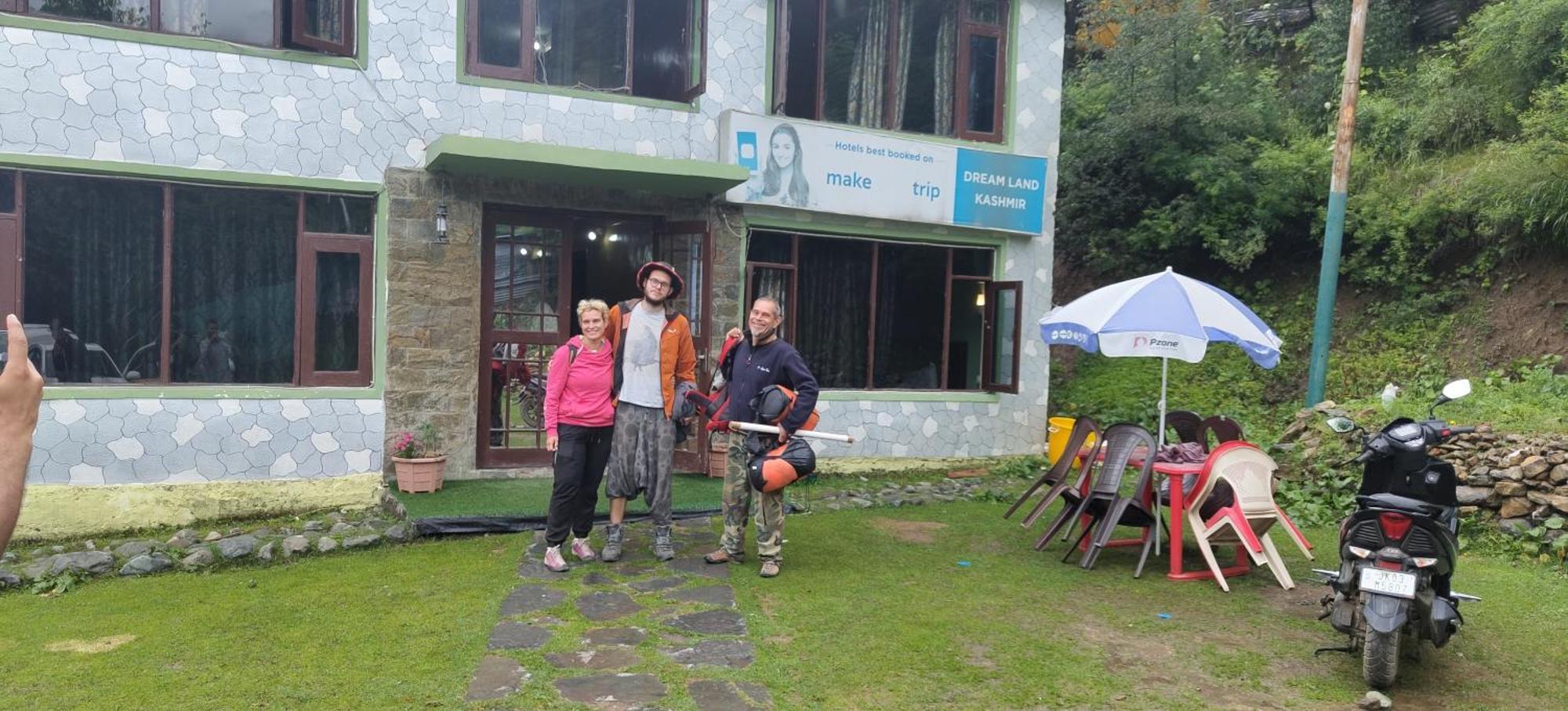 Dreamland Cottage Pahalgam Exterior photo