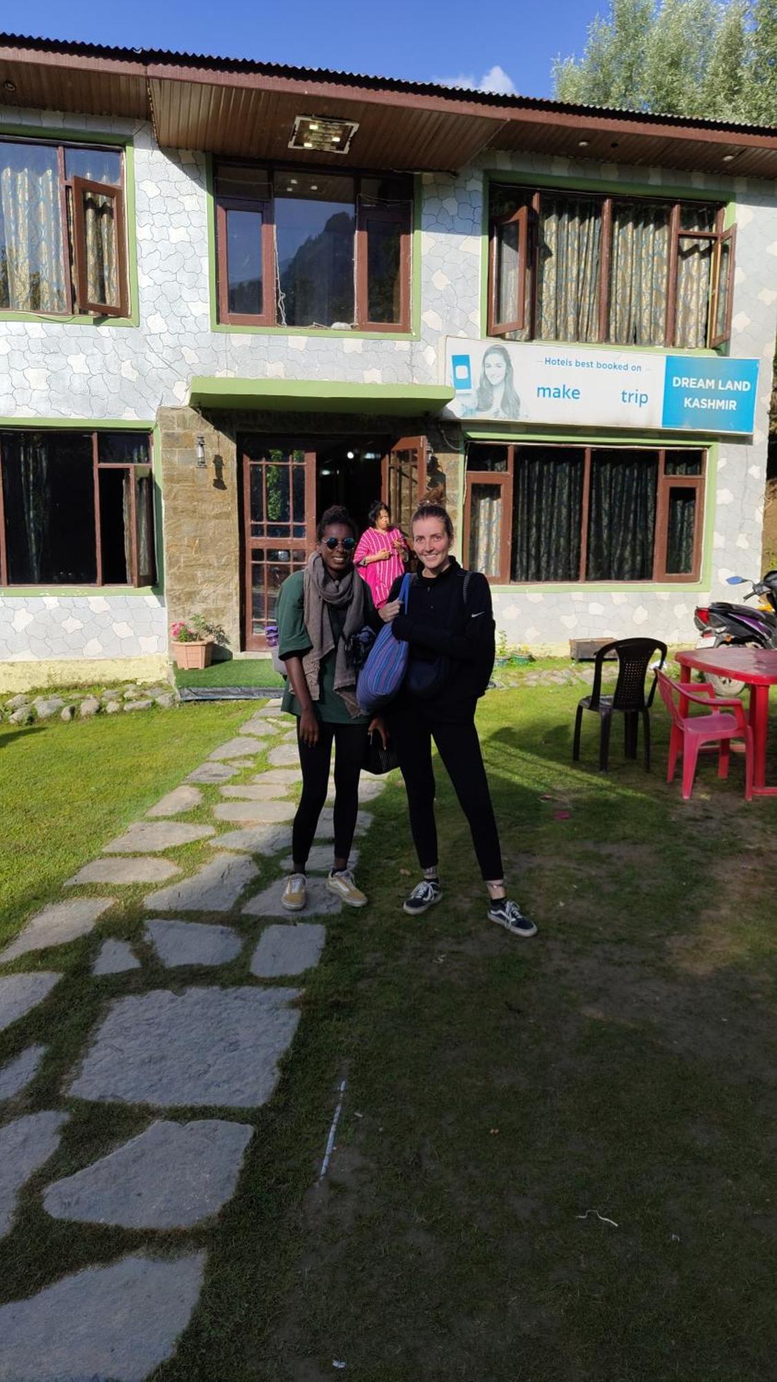 Dreamland Cottage Pahalgam Exterior photo