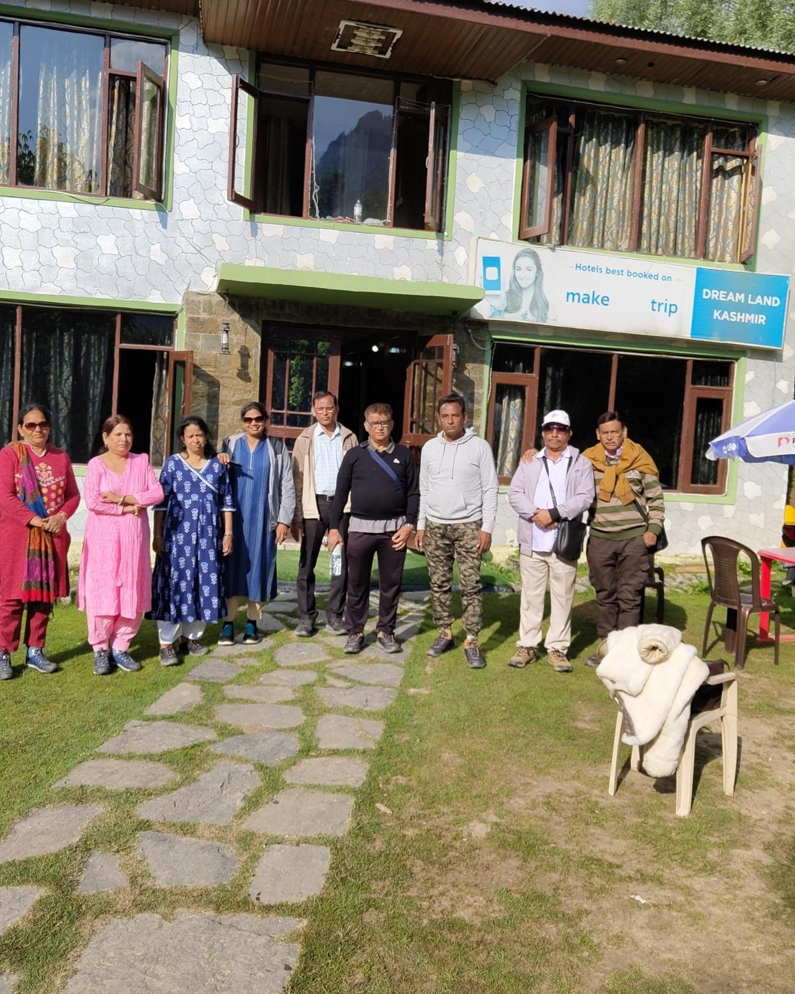 Dreamland Cottage Pahalgam Exterior photo